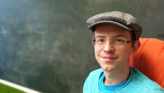 Michael E. im erdfisch BĂŒro