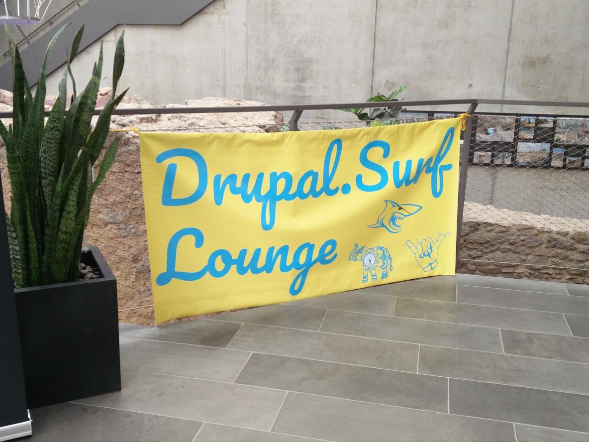 Drupal Surf Lounge Schild
