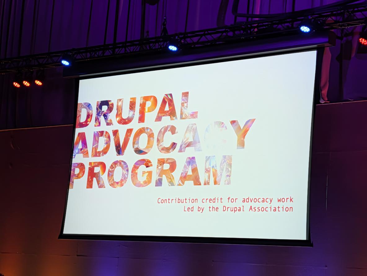 "DRUPAL ADVOCACY PROGRAM: Contribution sprints for advocacy work led by the Drupal Association." Folie aus der Driesnote der DrupalCon Rotterdam 2026.